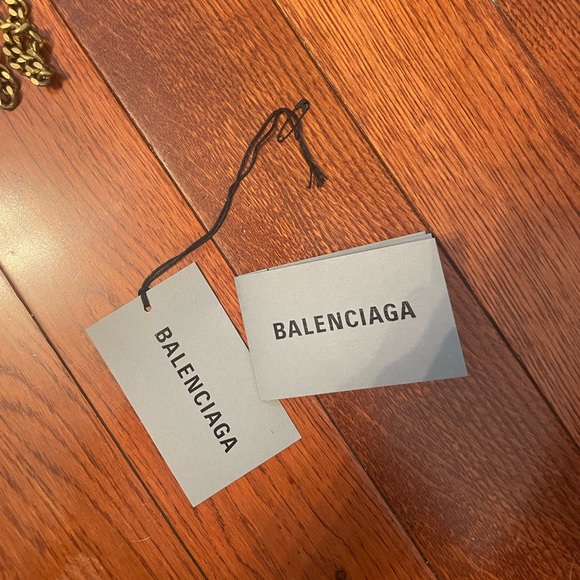 Balenciaga- WOMEN'S HOURGLASS WALLET ON CHAIN BOX IN BLACK - Picture 4 of 6